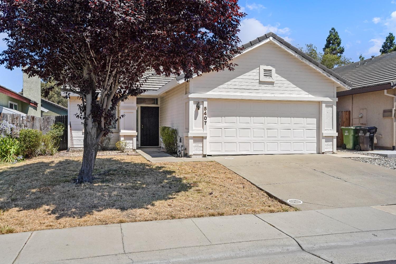 5407 Laguna Crest Way