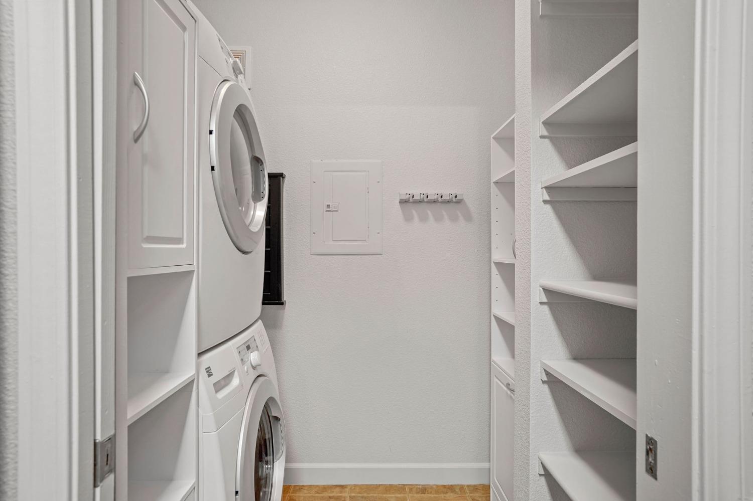 885 Halidon Way 1317