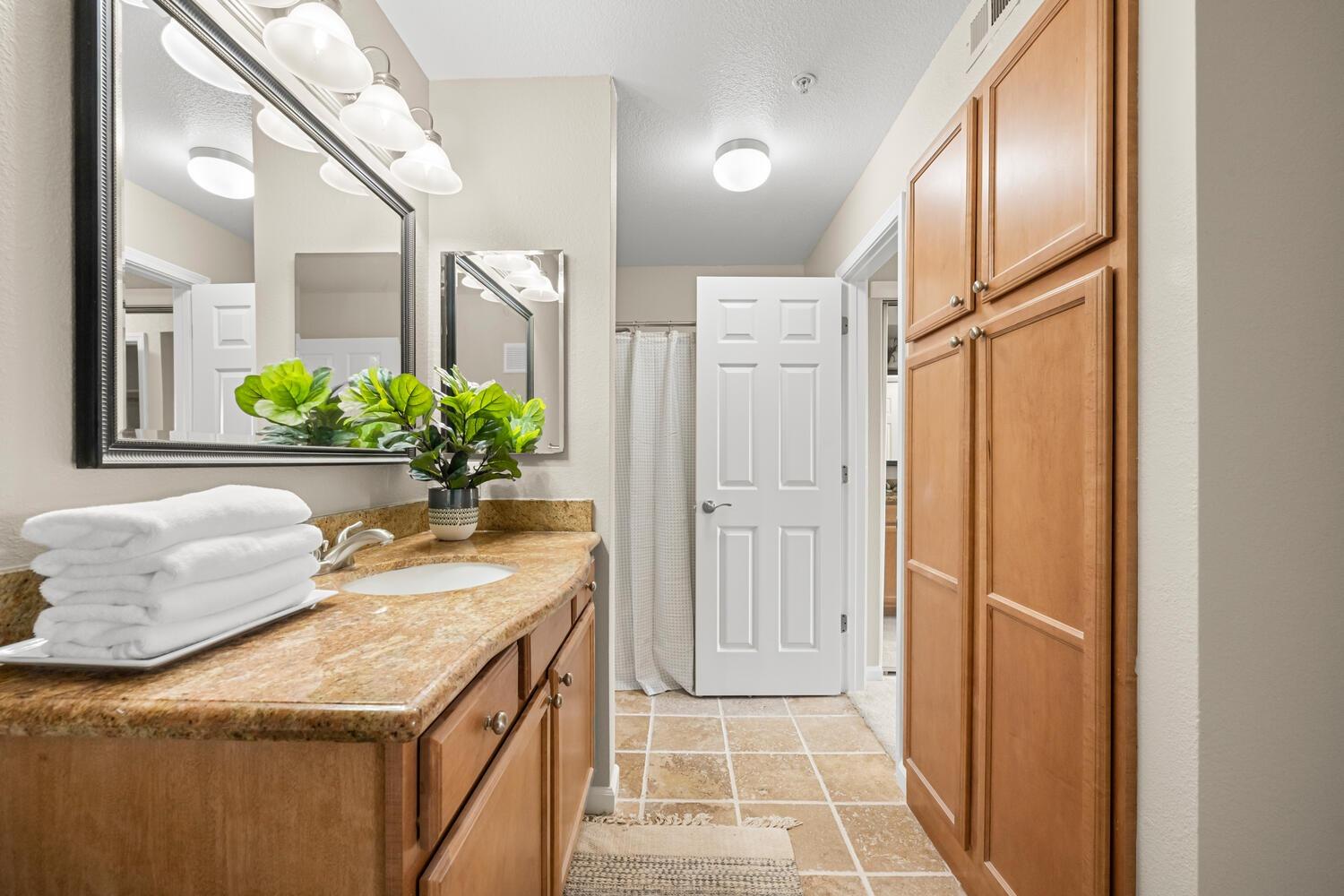 885 Halidon Way 1423