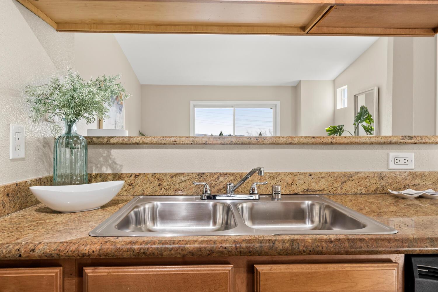 885 Halidon Way 1423