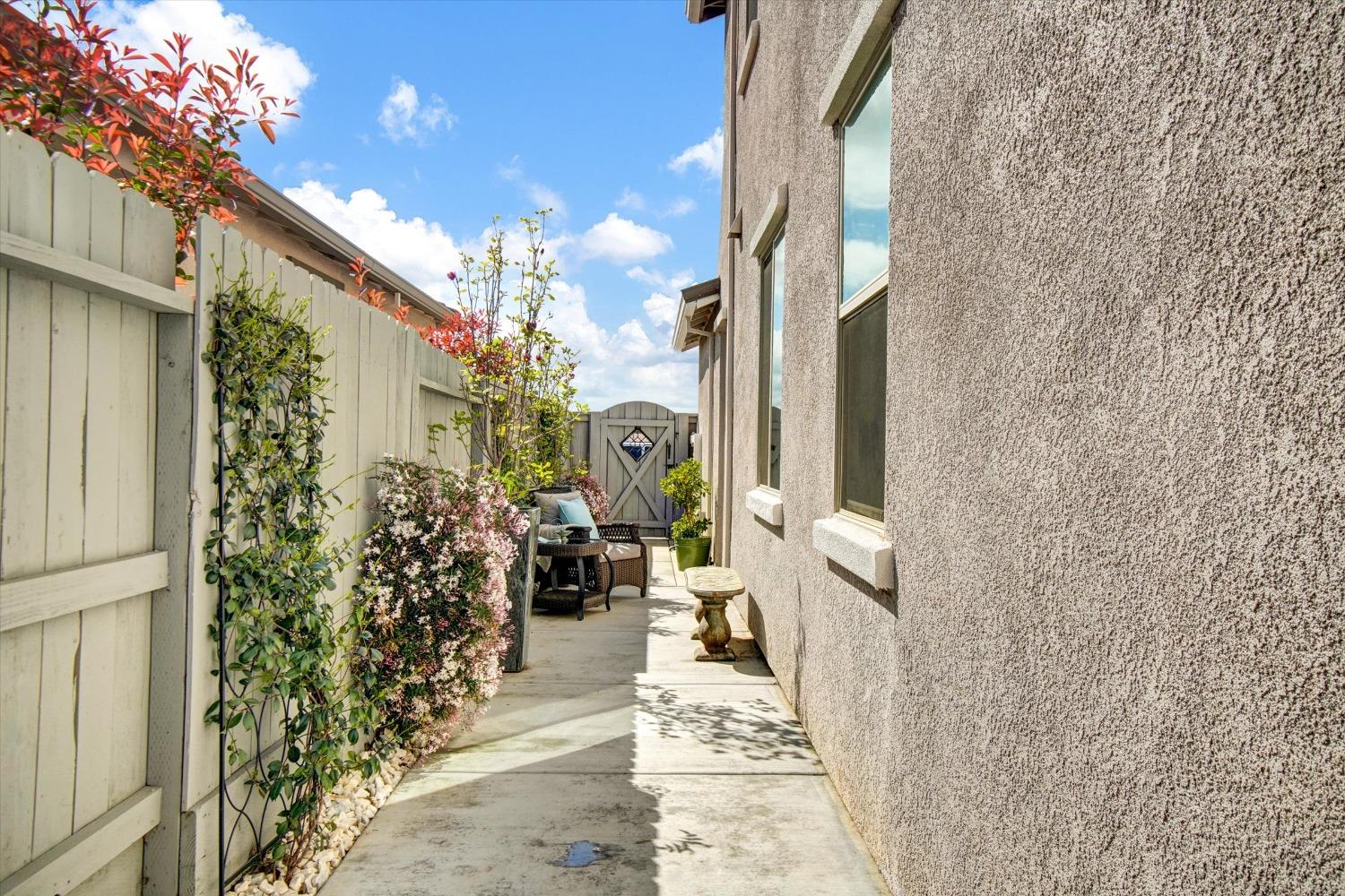 12757 Thorntonhall Drive