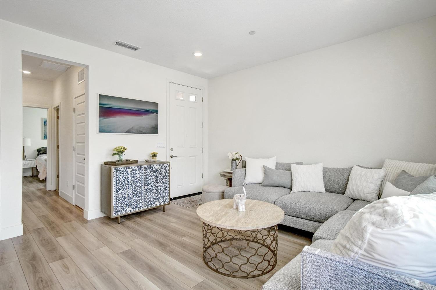 12757 Thorntonhall Drive