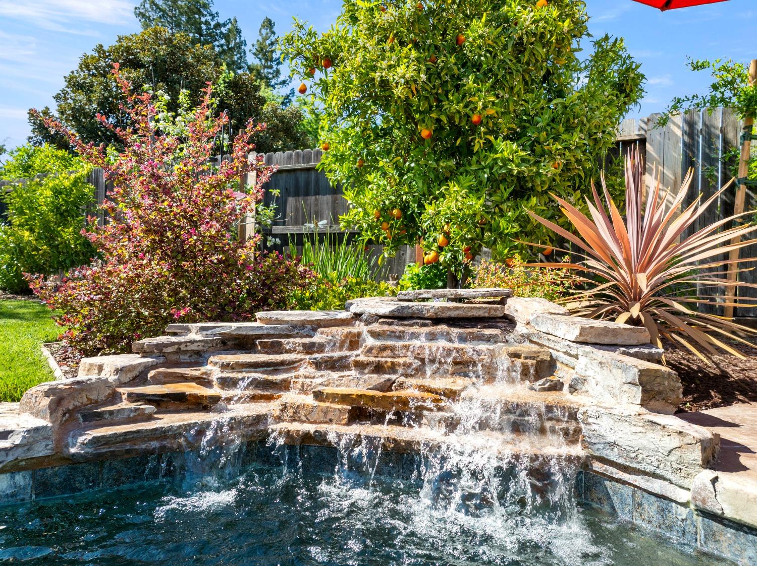613 Rivercrest Drive