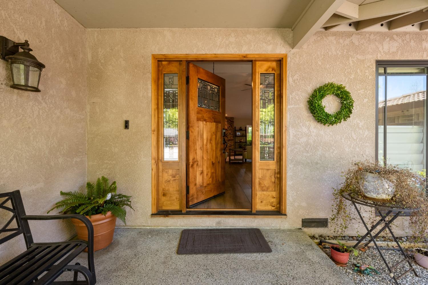 613 Rivercrest Drive