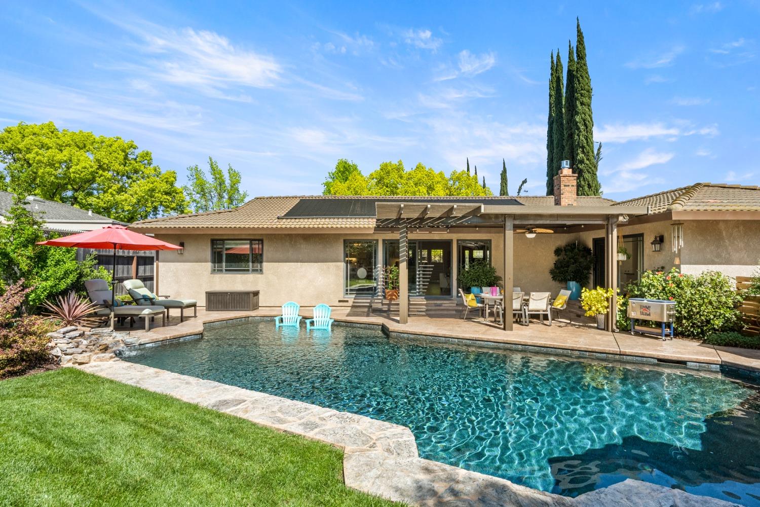 613 Rivercrest Drive
