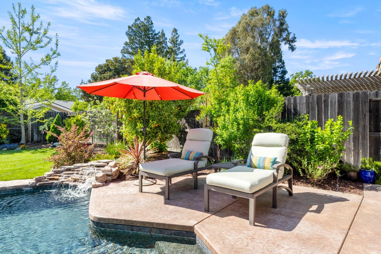 613 Rivercrest Drive