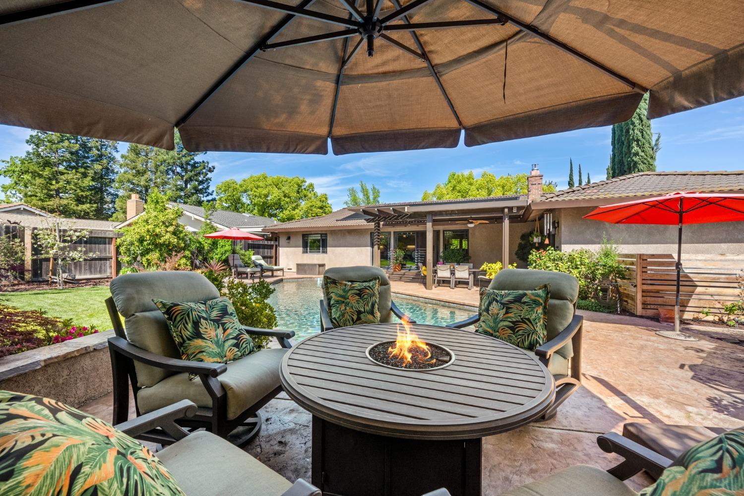613 Rivercrest Drive