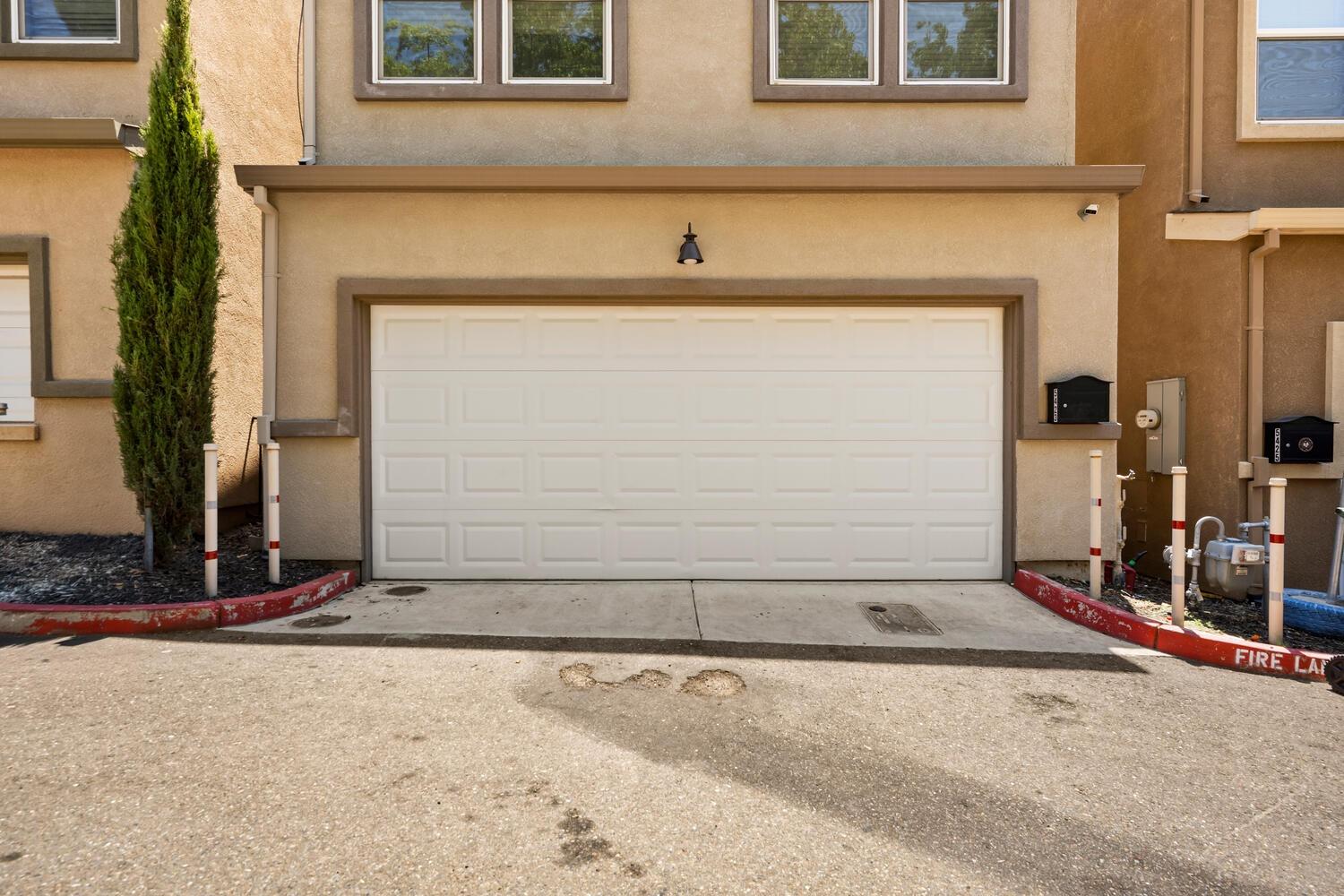 5423 College Oak Drive