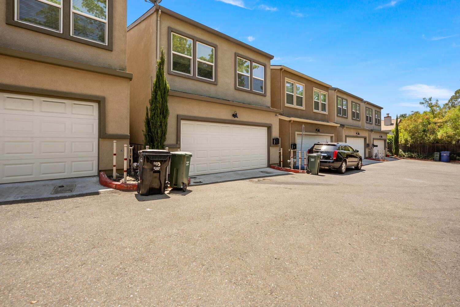 5423 College Oak Drive