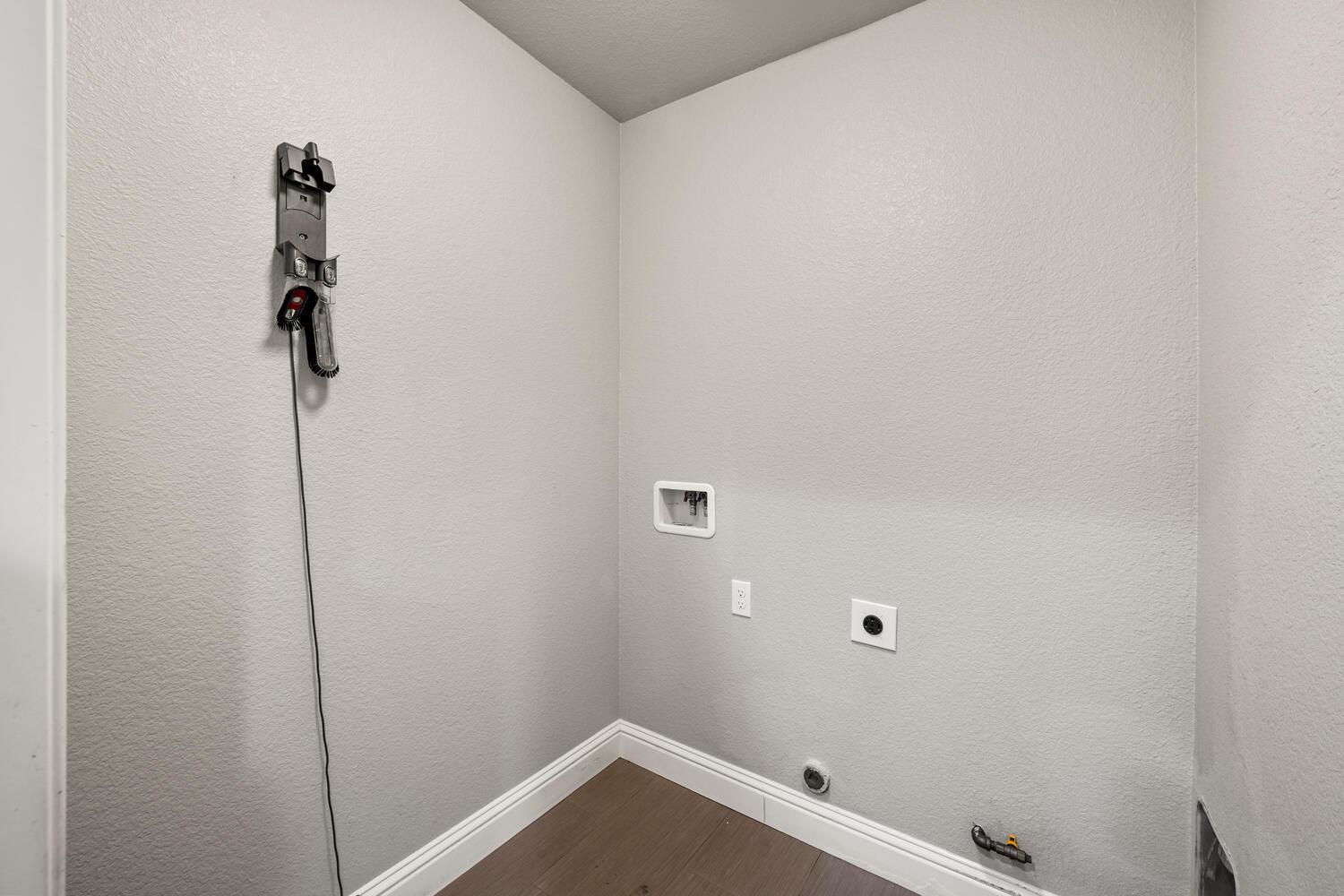 5423 College Oak Drive