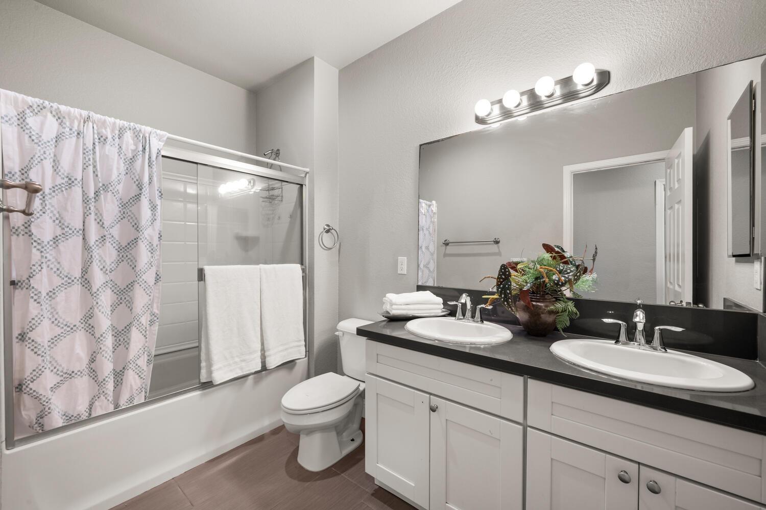 5423 College Oak Drive