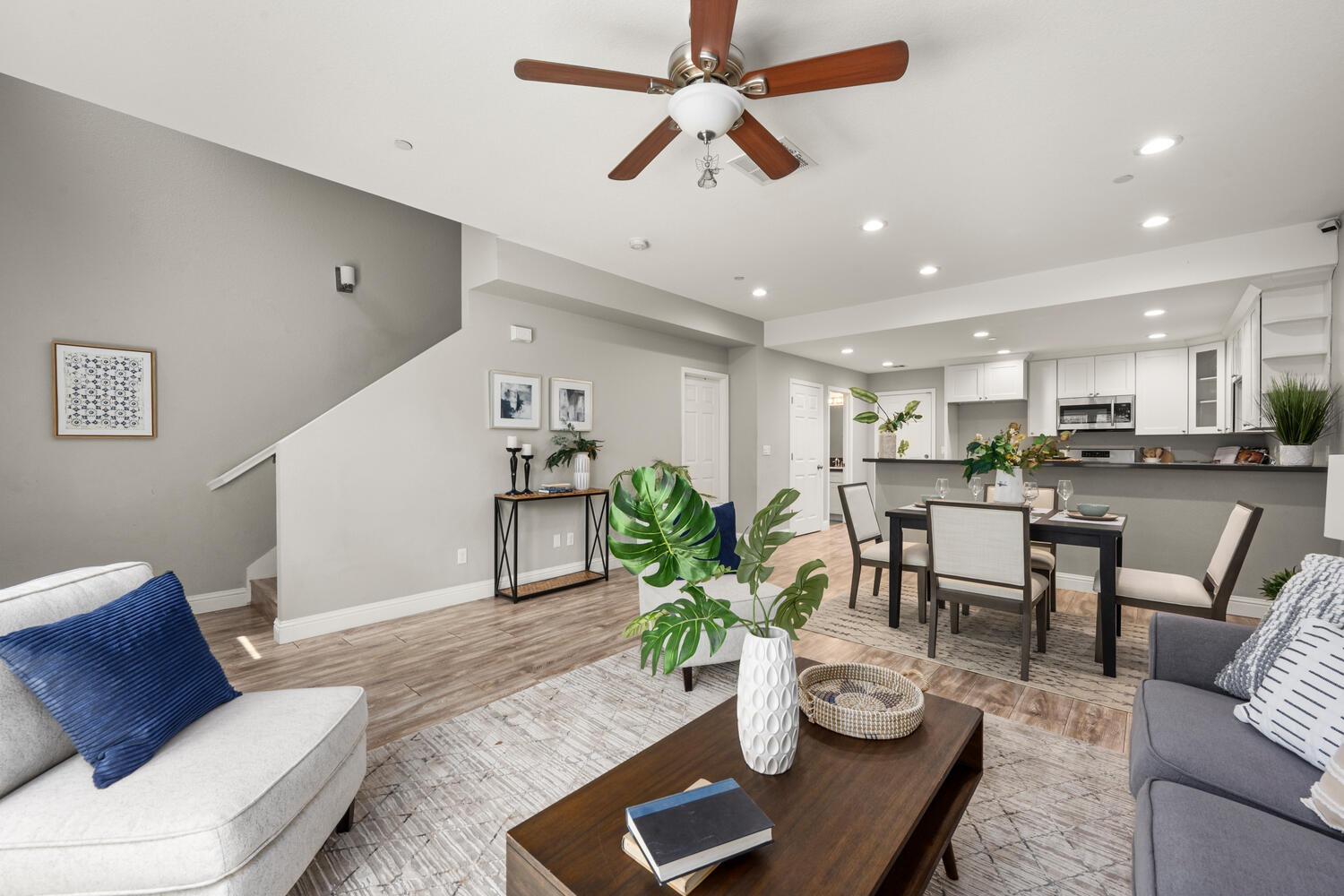 5423 College Oak Drive