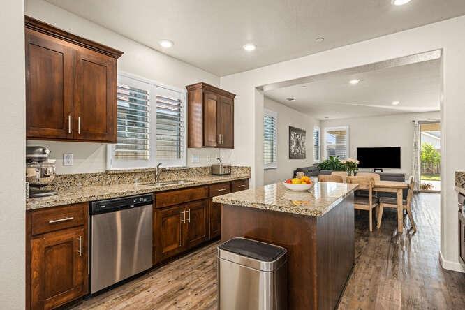 4309 Crawford Parkway