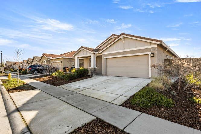 4309 Crawford Parkway