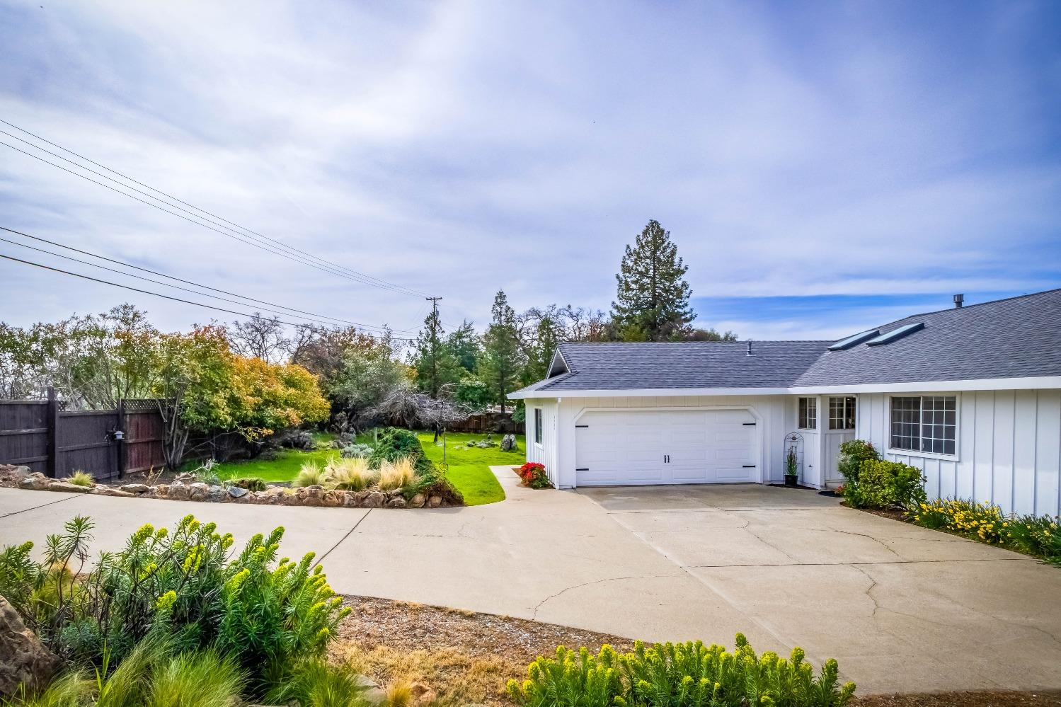 6484 Crystal Boulevard