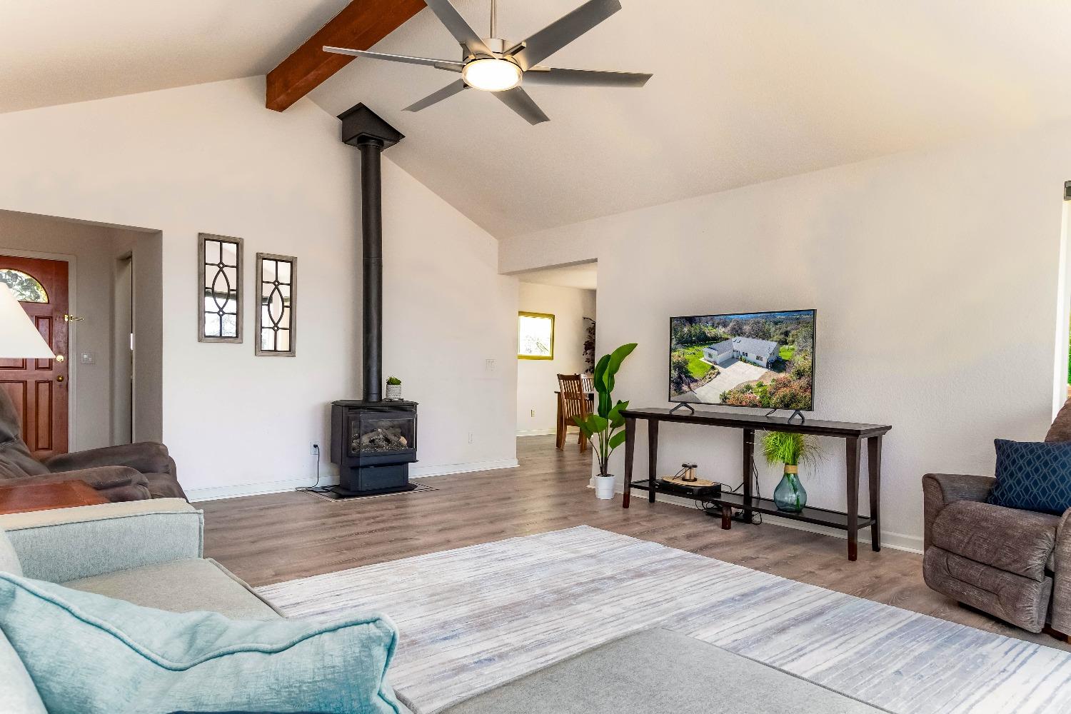 6484 Crystal Boulevard