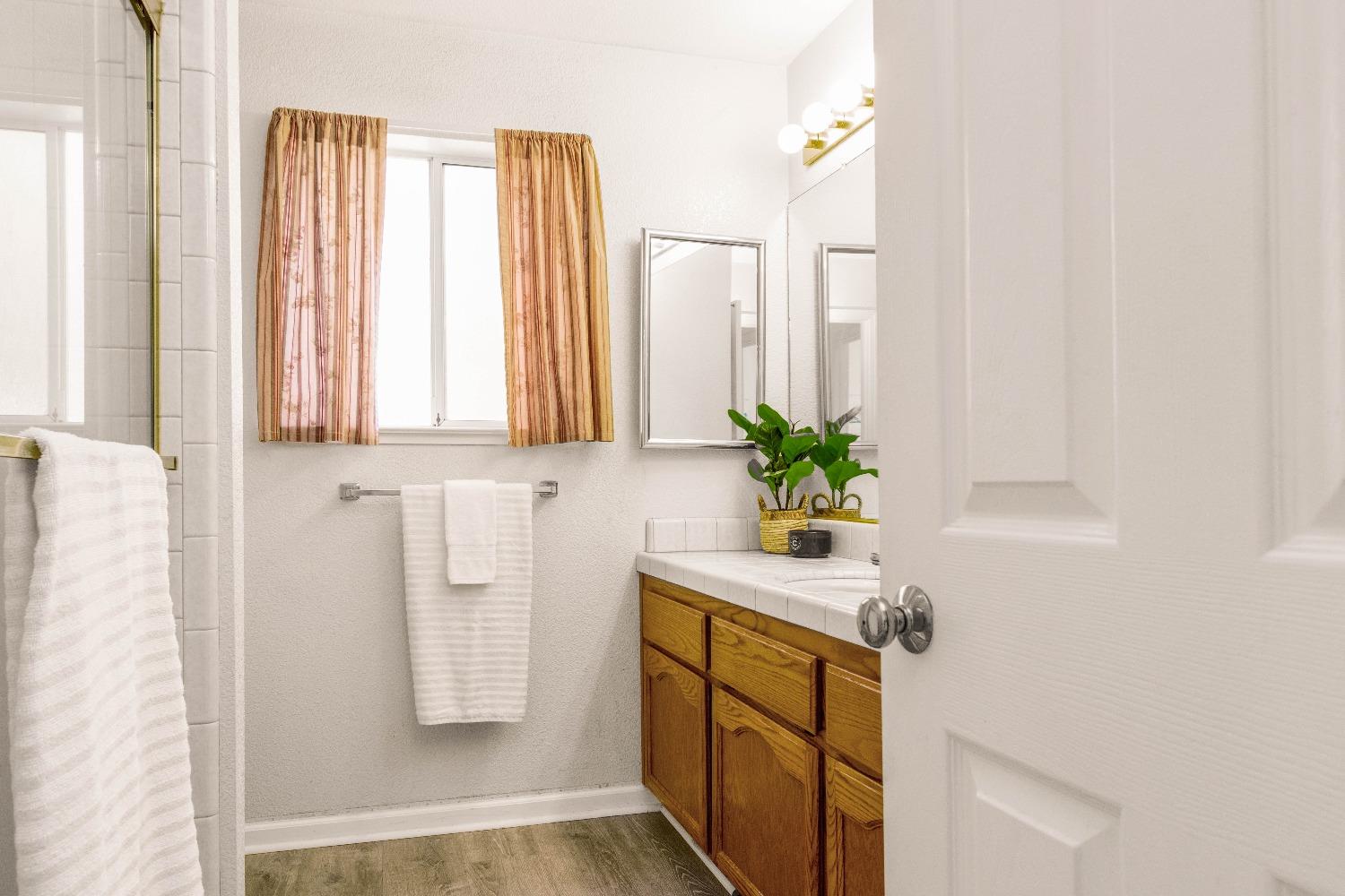 6484 Crystal Boulevard