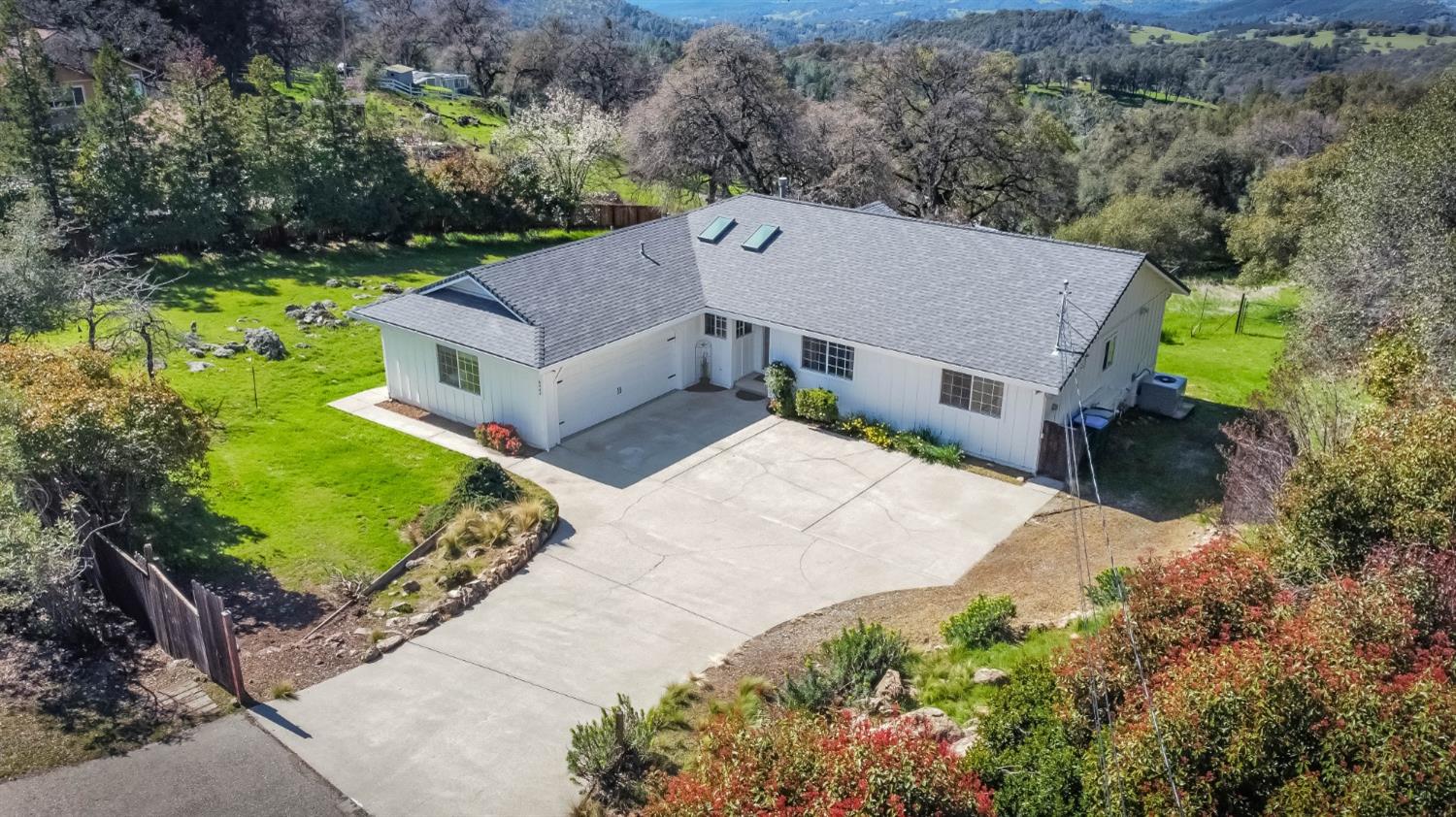 6484 Crystal Boulevard