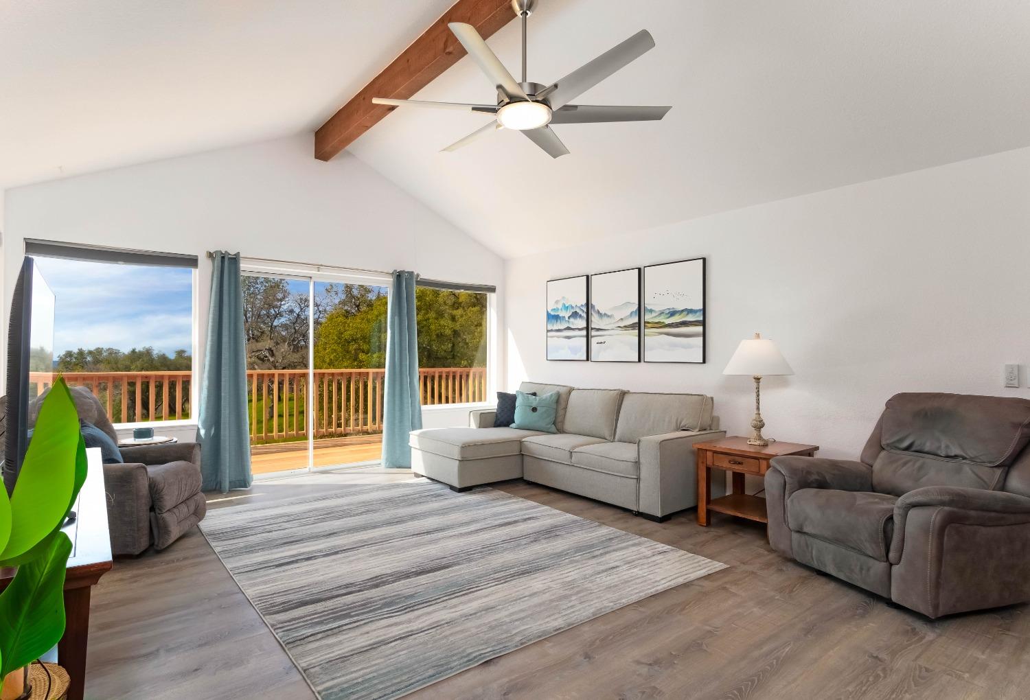 6484 Crystal Boulevard