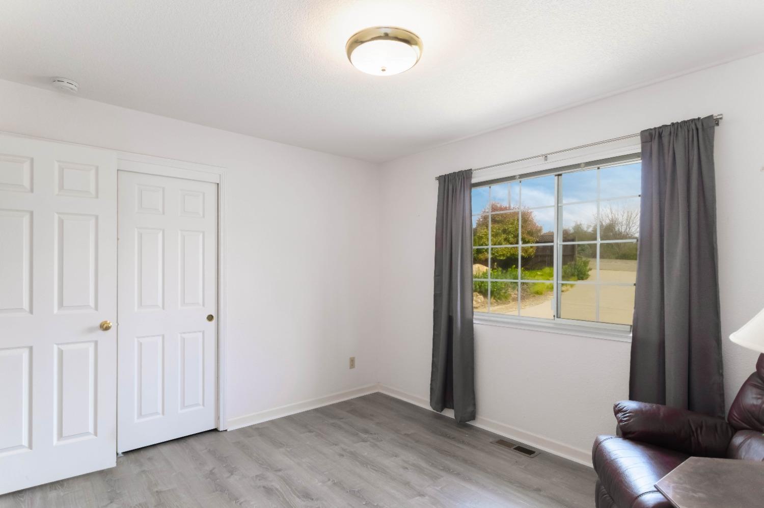 6484 Crystal Boulevard