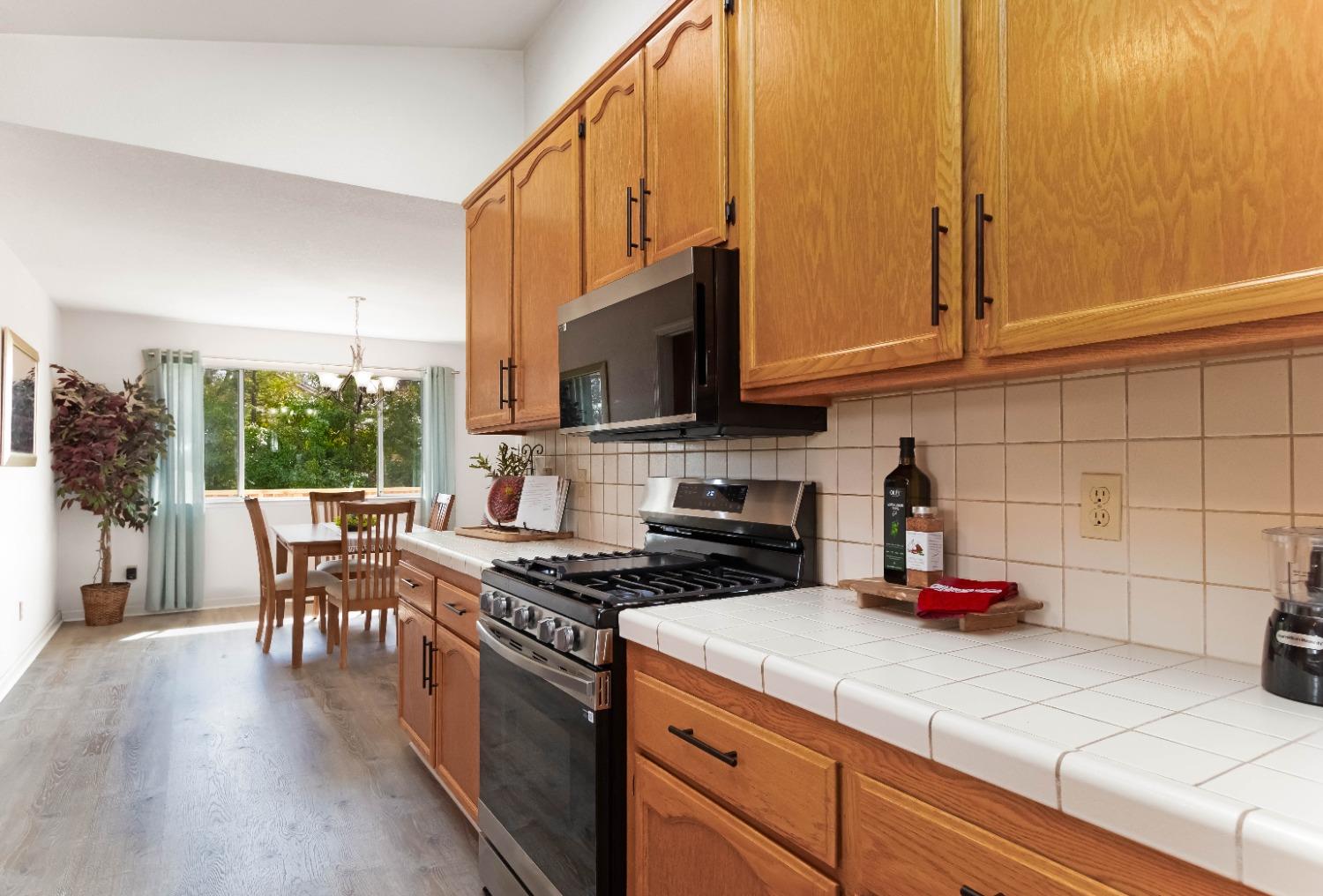 6484 Crystal Boulevard