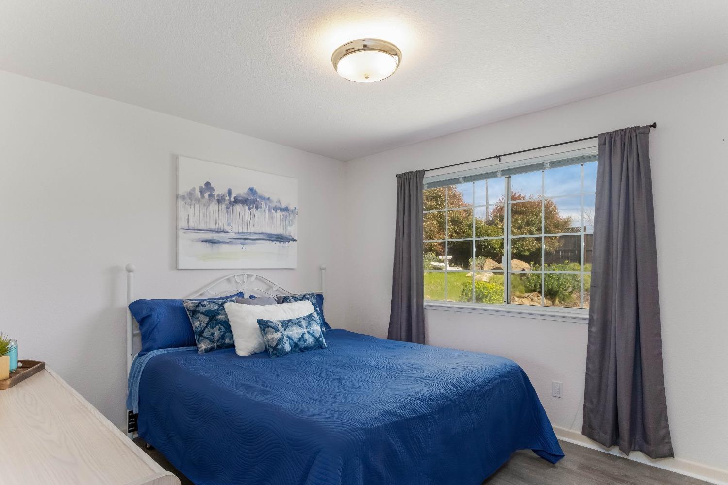 6484 Crystal Boulevard