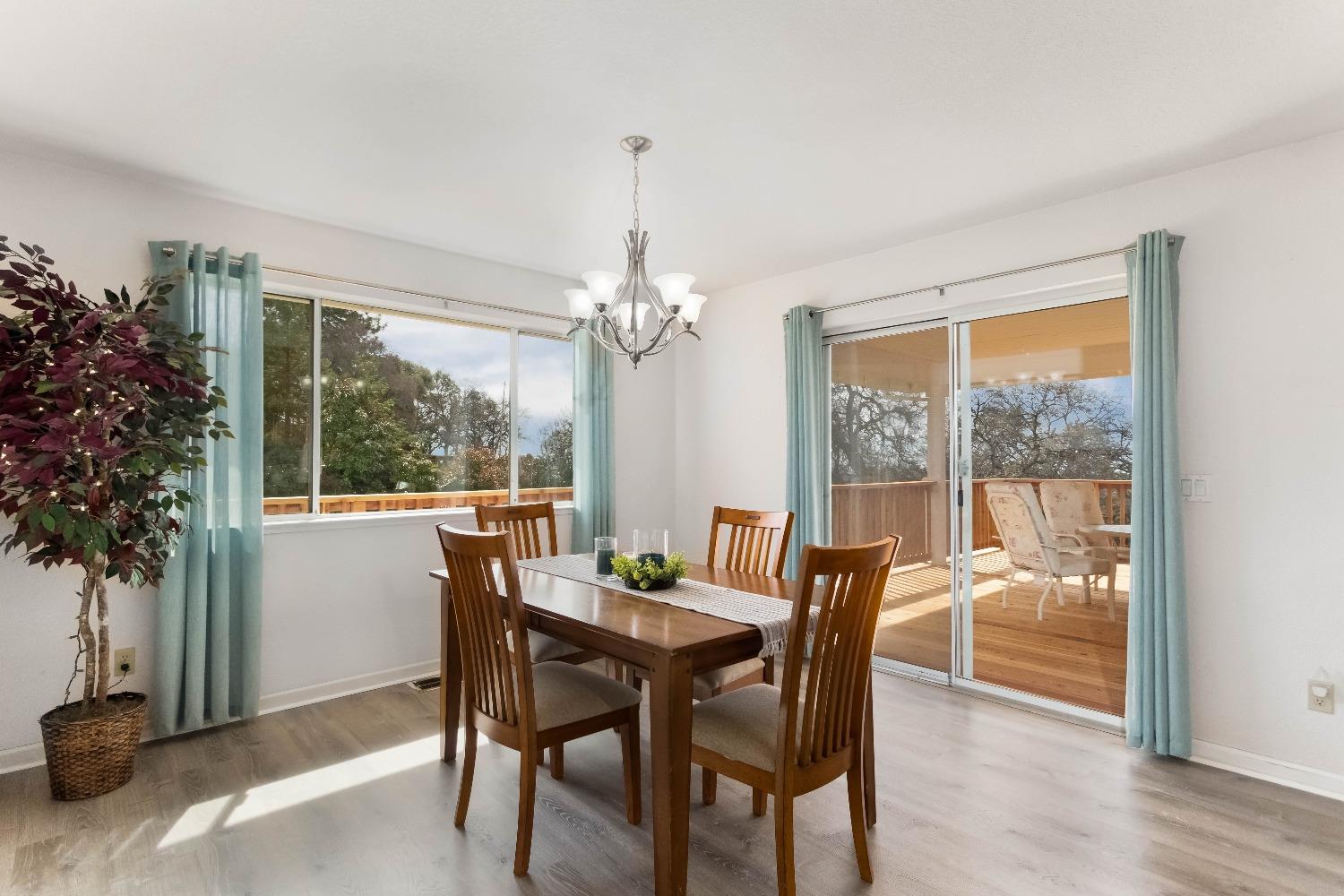 6484 Crystal Boulevard