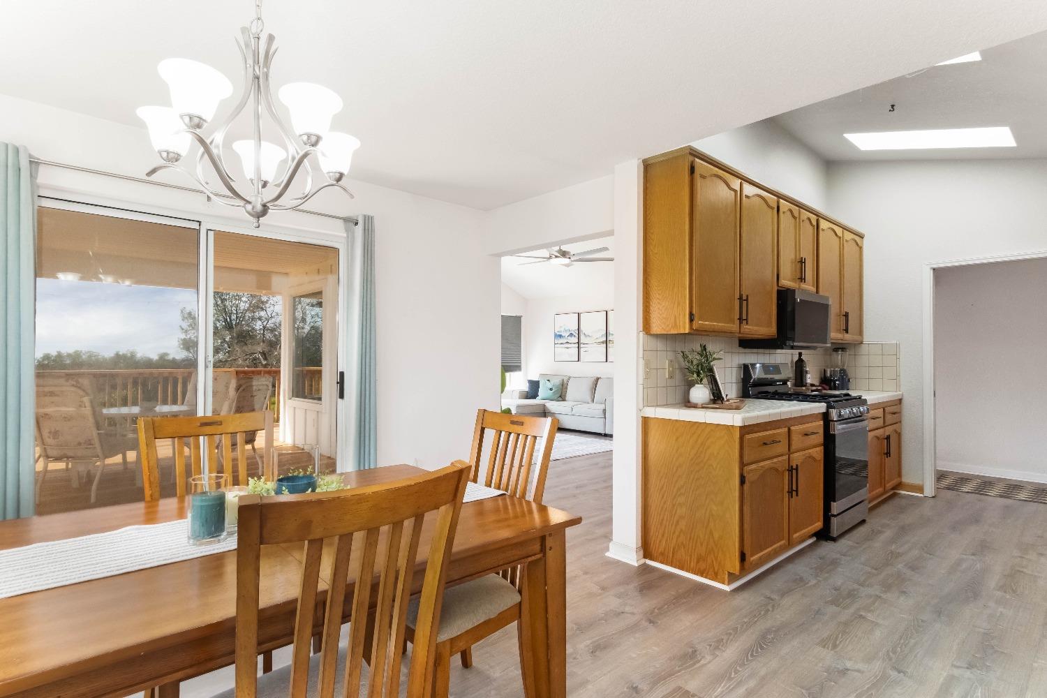 6484 Crystal Boulevard