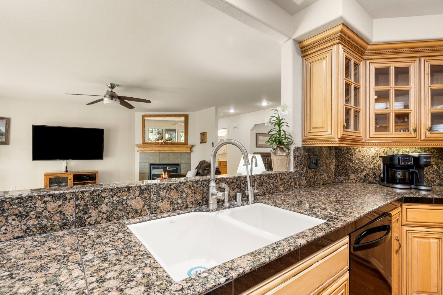 3278 Vista Del Mundo