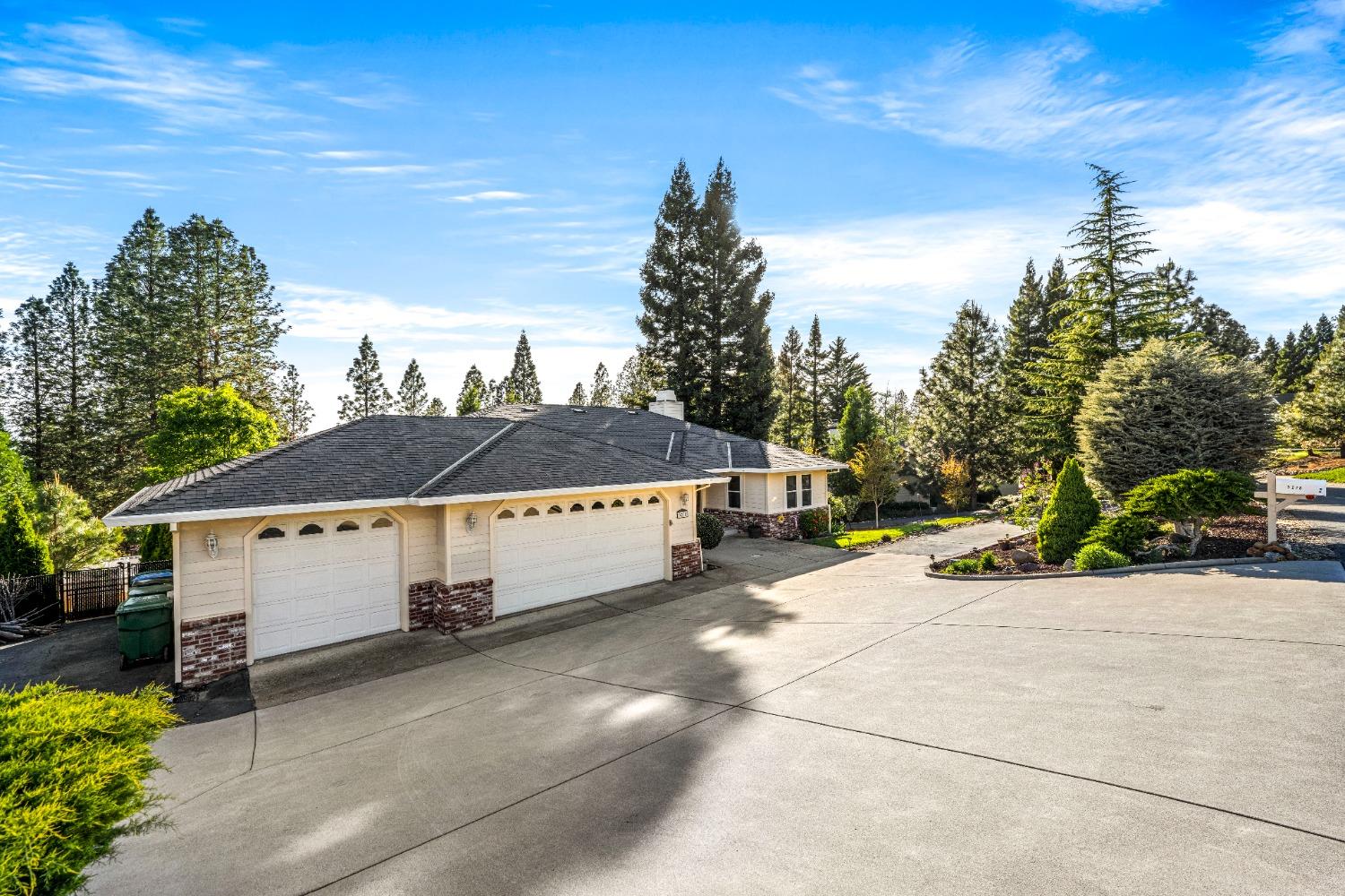 3278 Vista Del Mundo