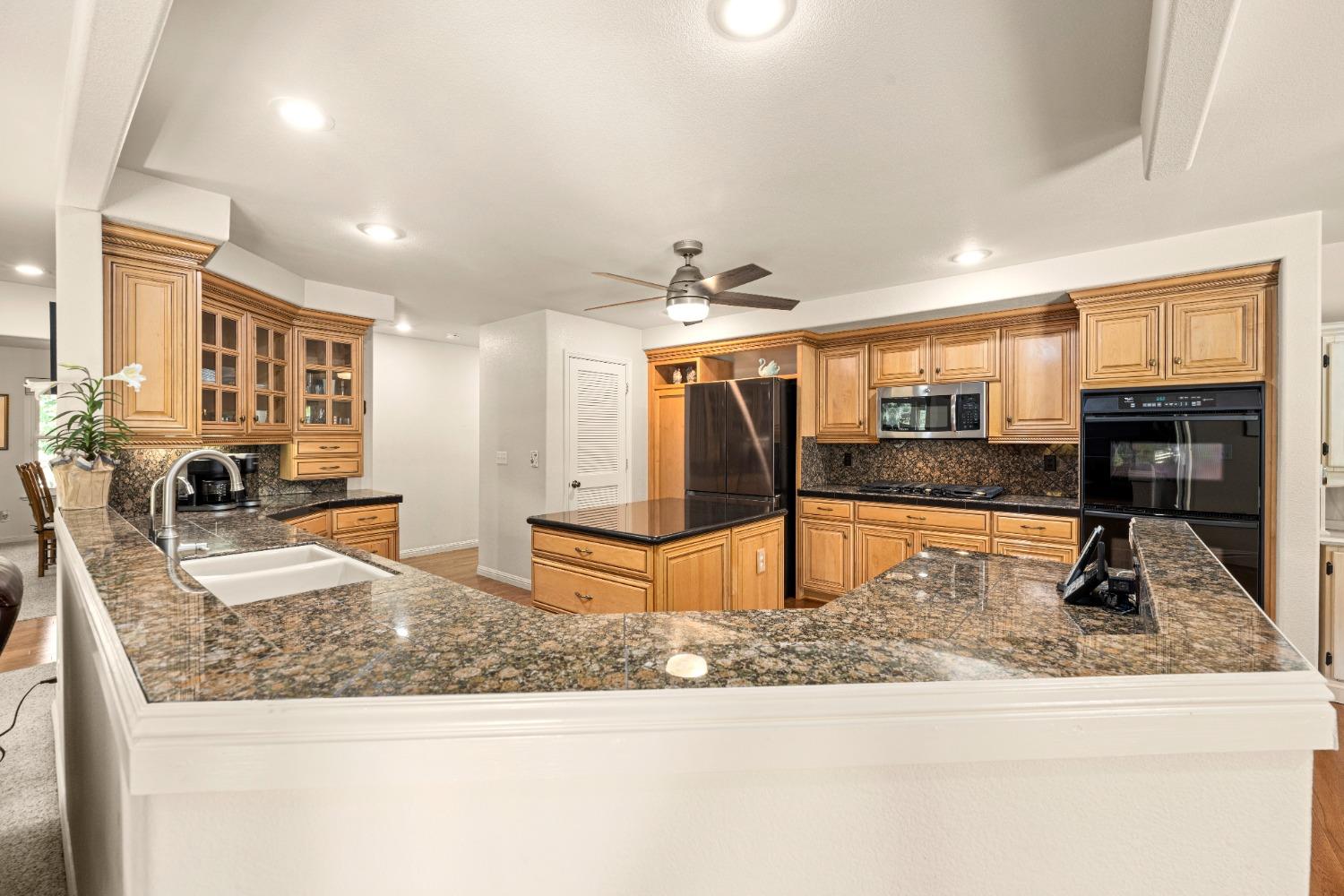 3278 Vista Del Mundo