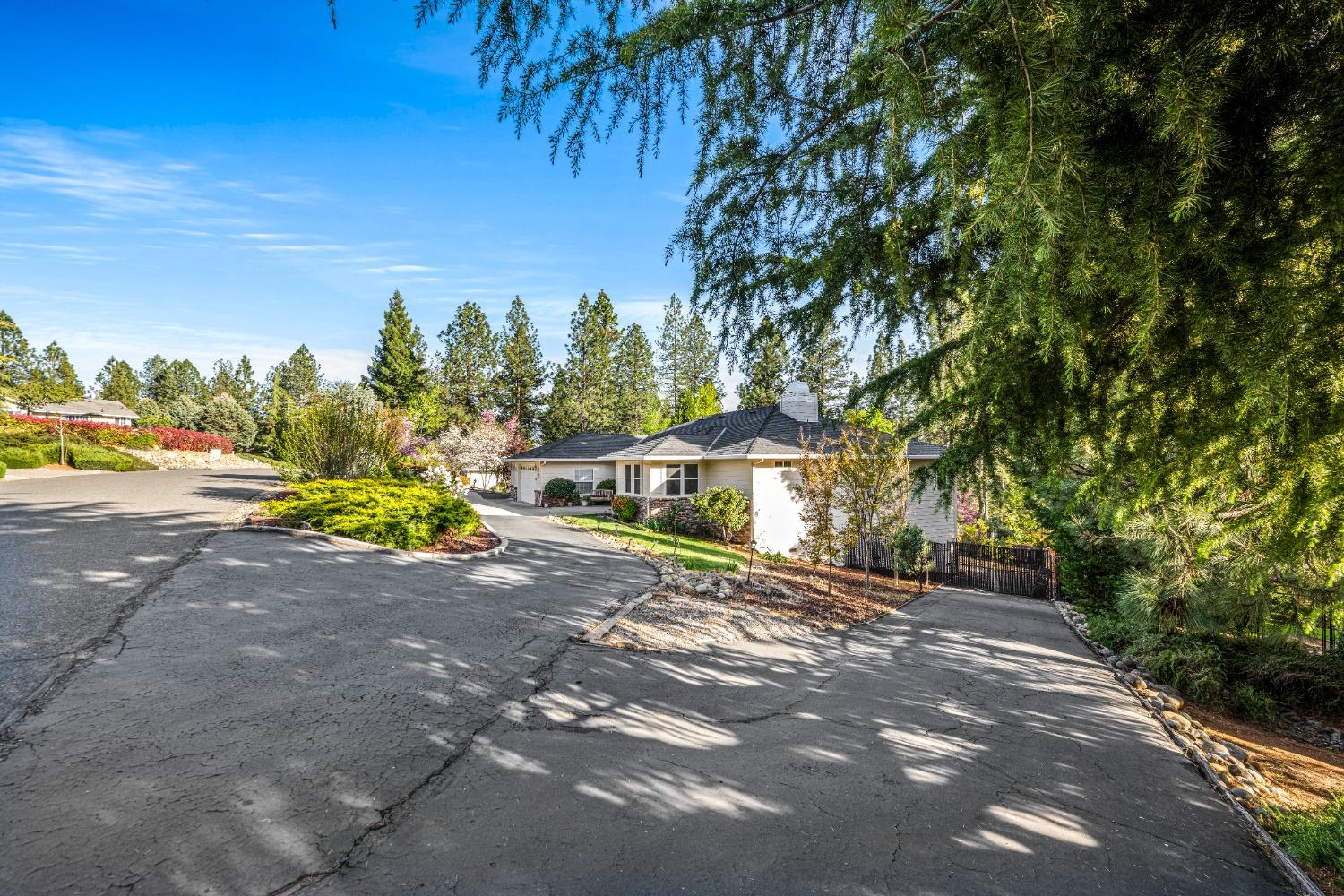 3278 Vista Del Mundo