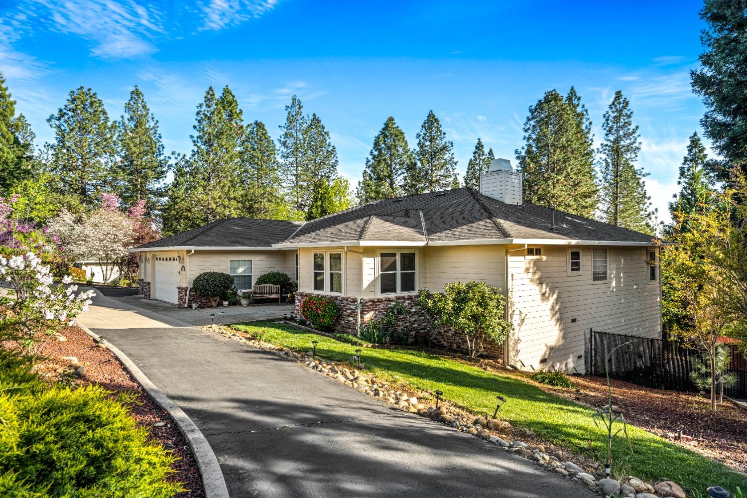 3278 Vista Del Mundo