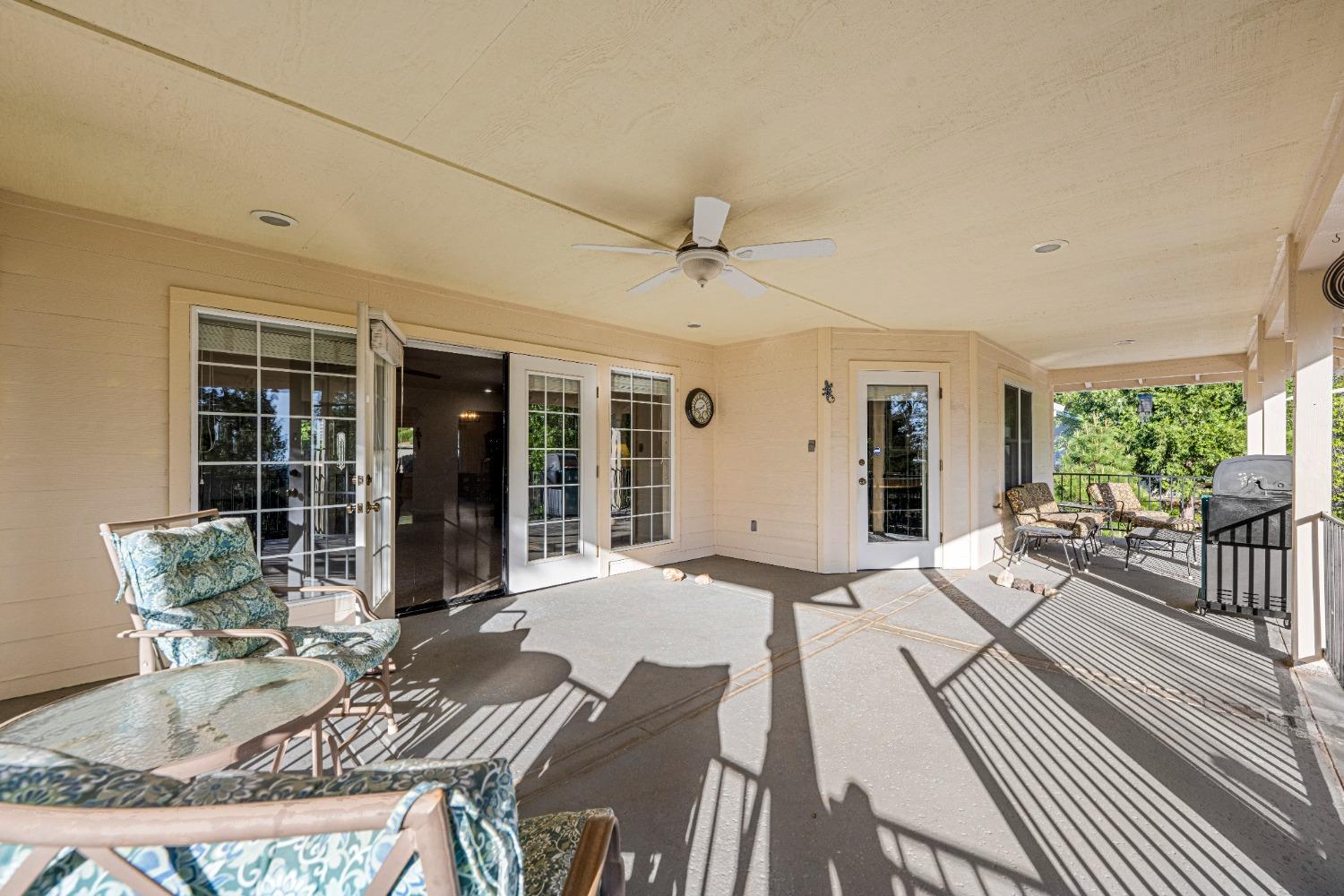 3278 Vista Del Mundo