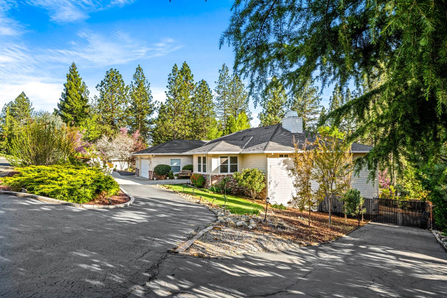 3278 Vista Del Mundo