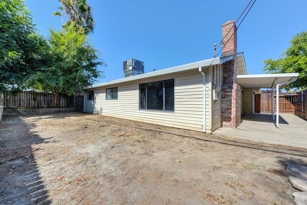 4736 Willowbrook Drive