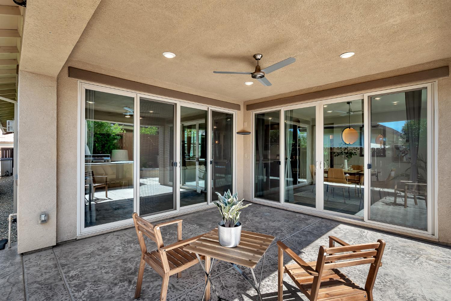 3028 Las Palmas Drive