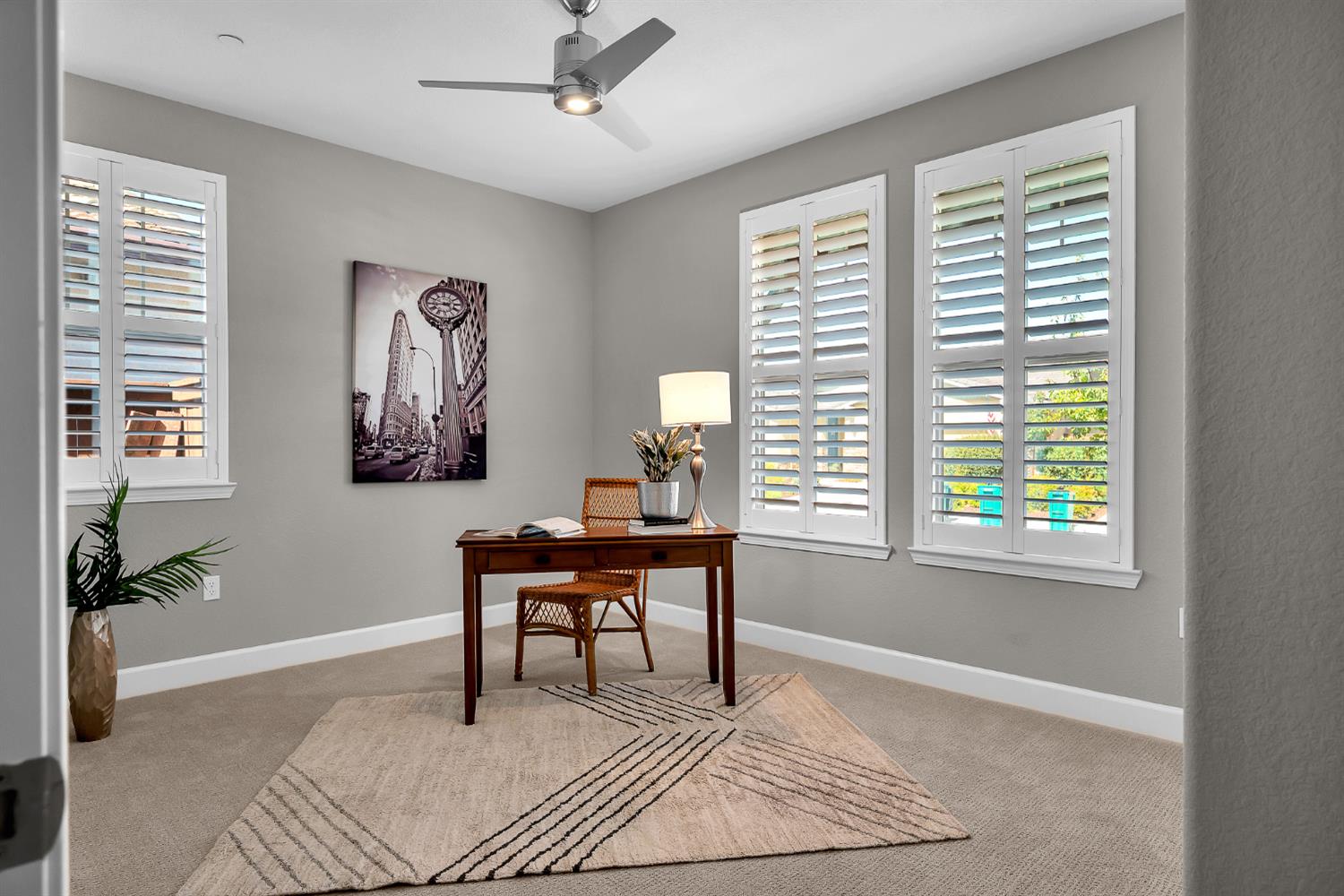 3028 Las Palmas Drive