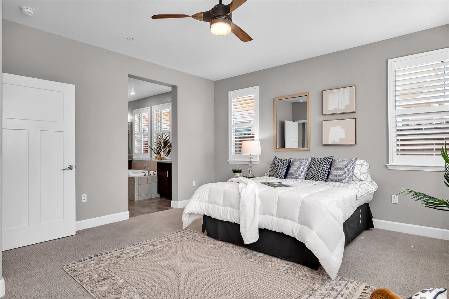 3028 Las Palmas Drive