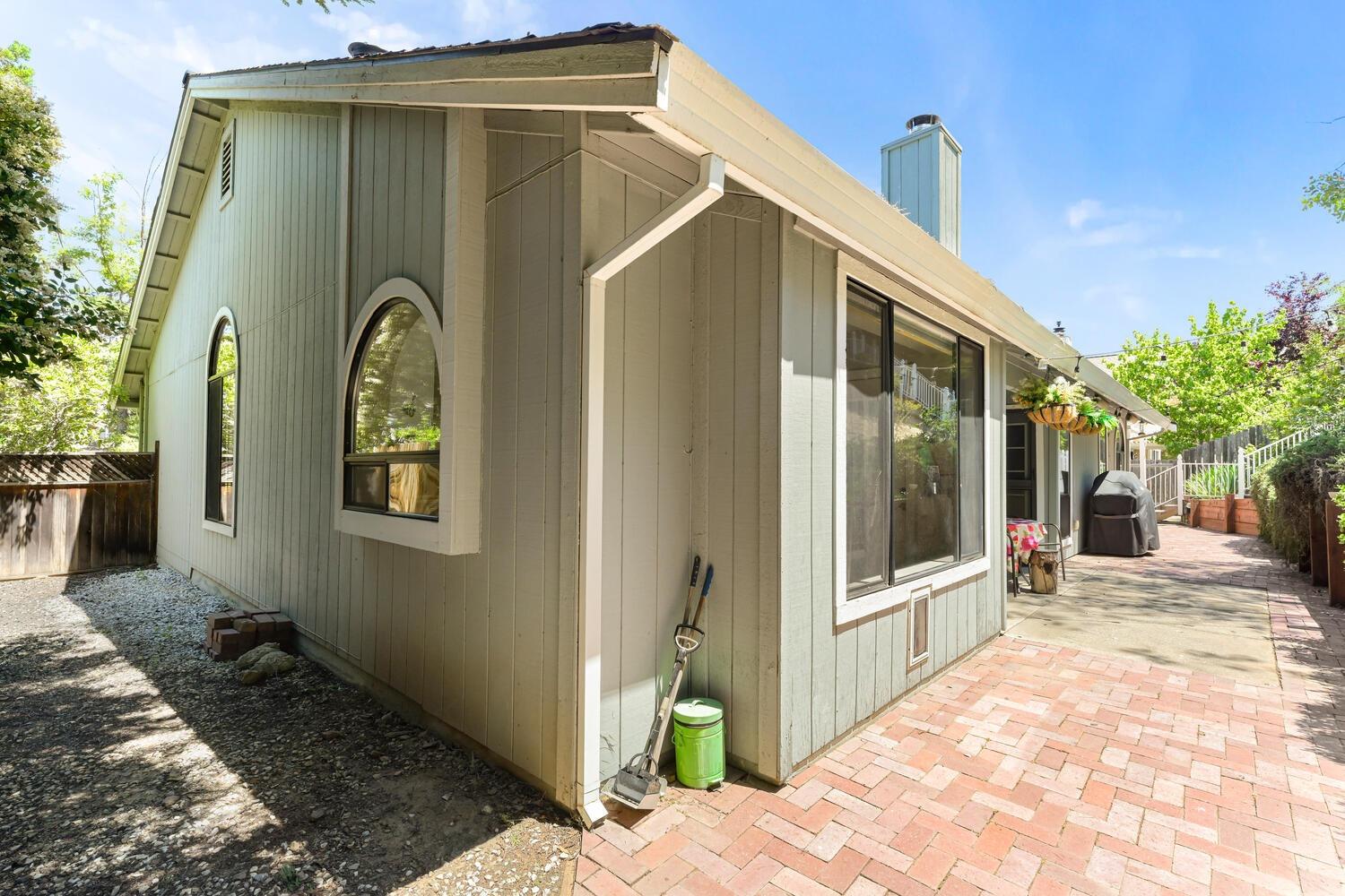 4659 Abrijo Road