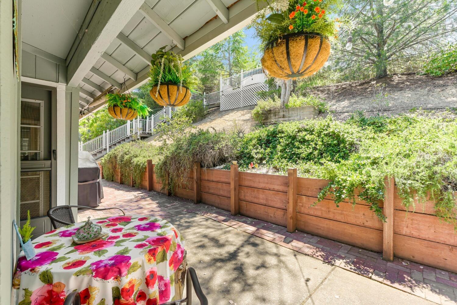 4659 Abrijo Road
