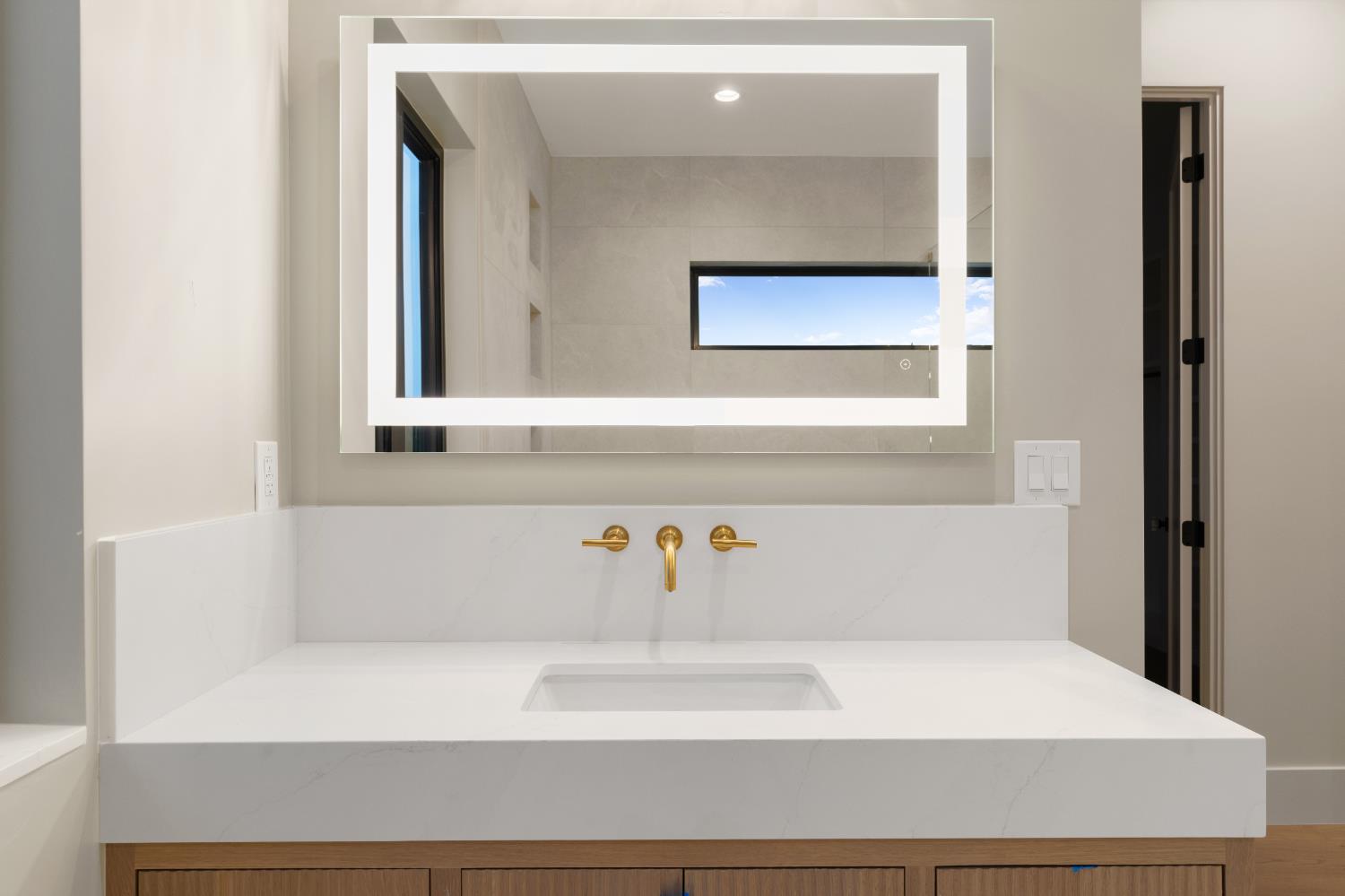 6980 High cliff Road