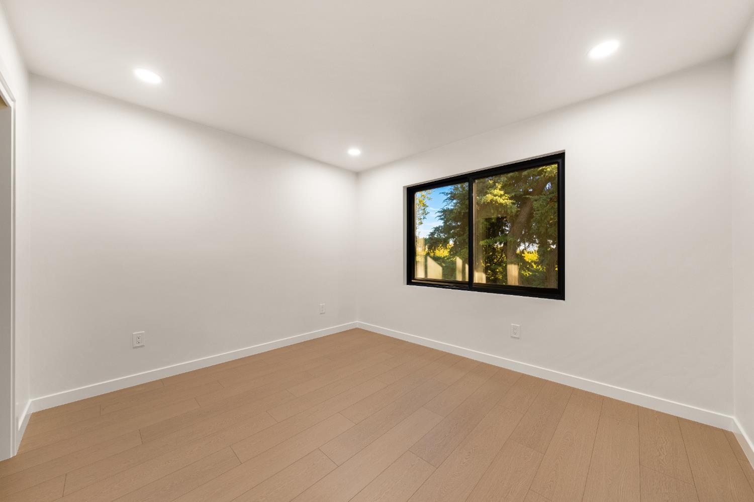 6980 High cliff Road