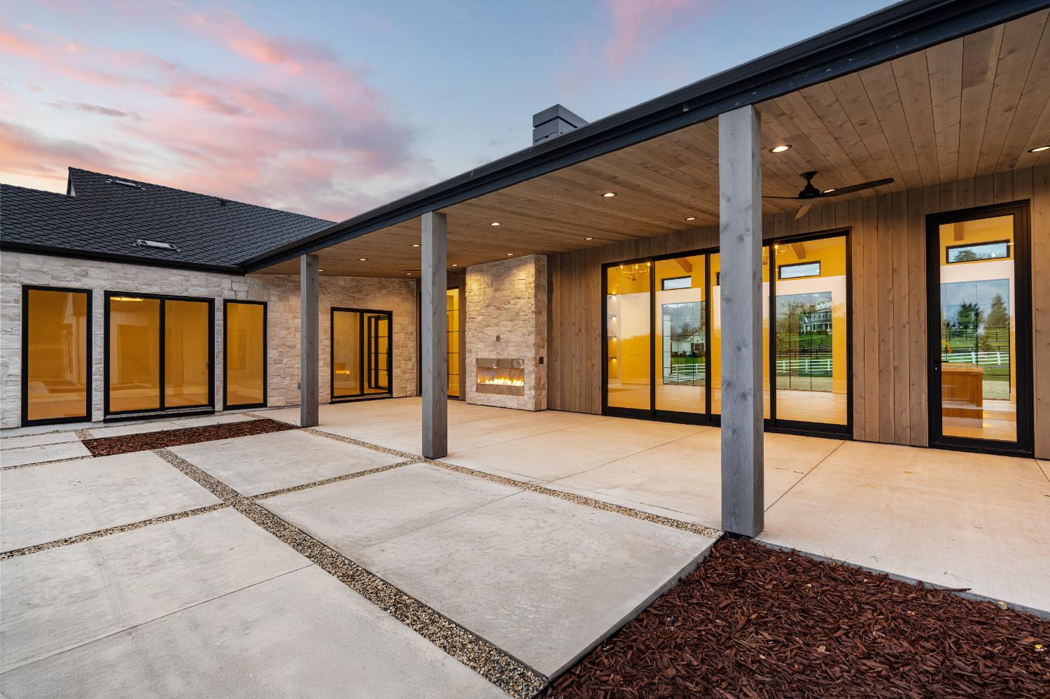 6980 High cliff Road