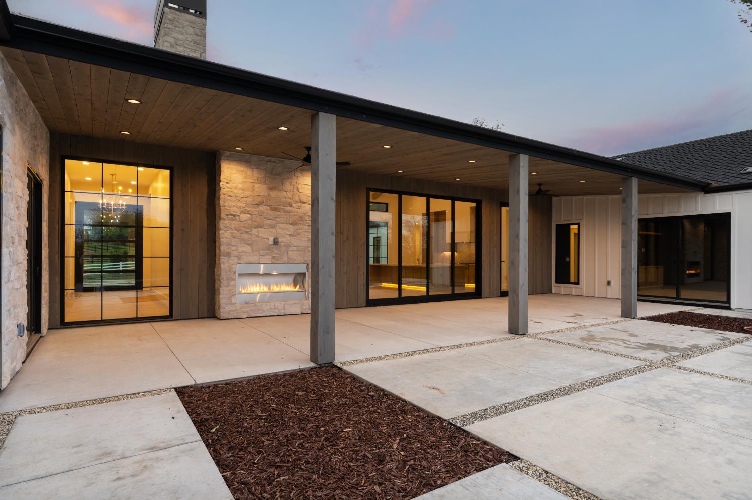 6980 High cliff Road