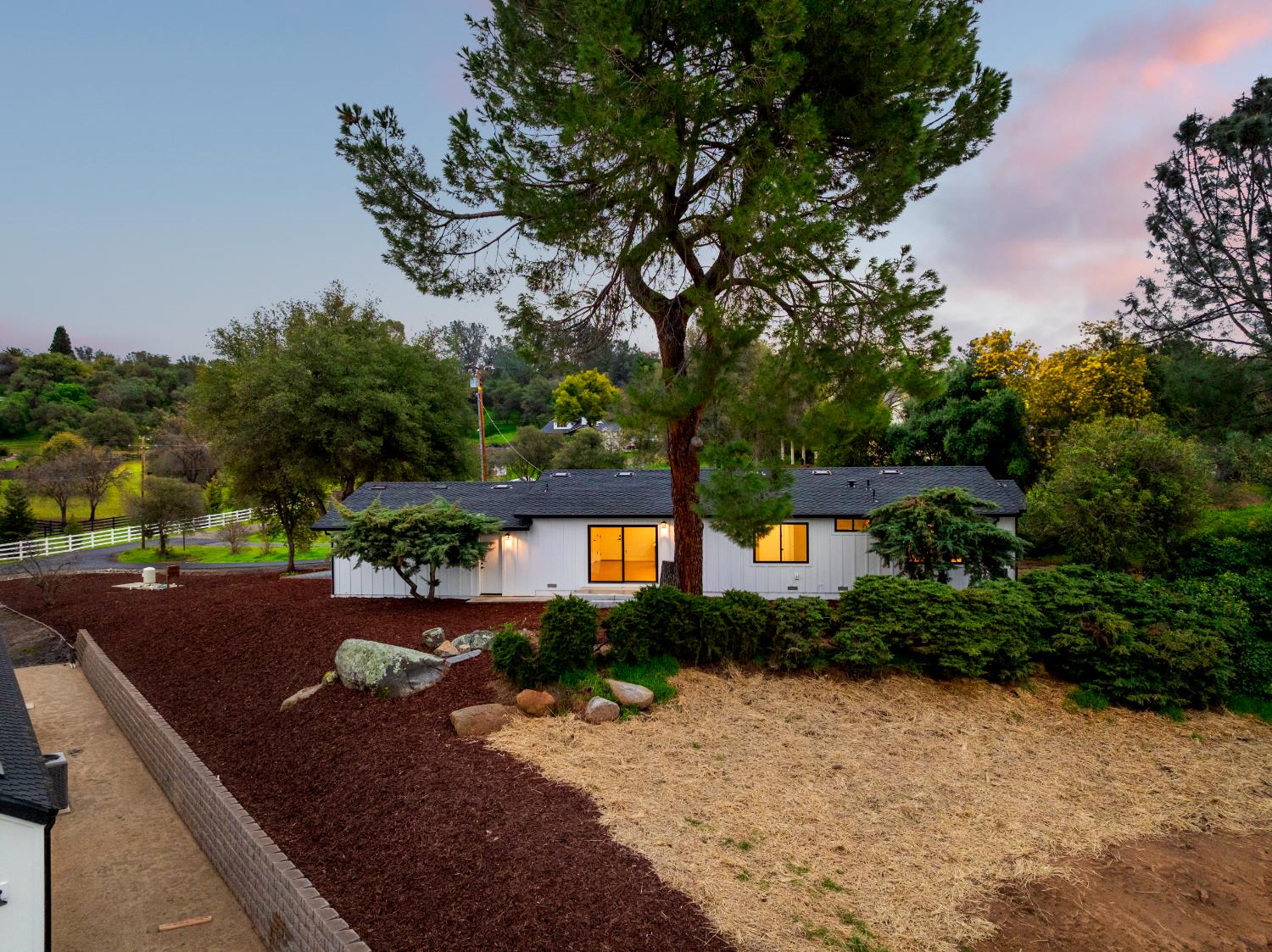 6980 High cliff Road