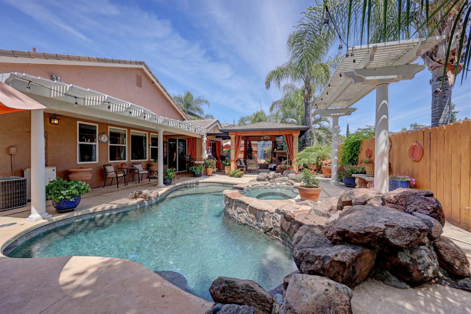 3319 Corinthian Lane