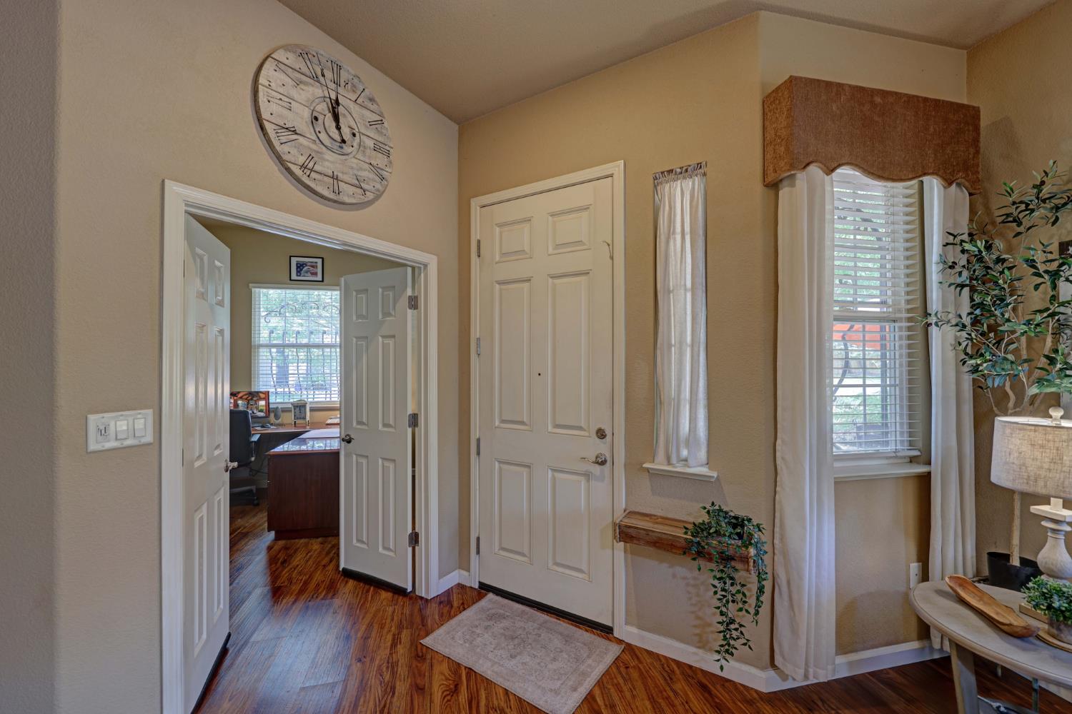 3319 Corinthian Lane