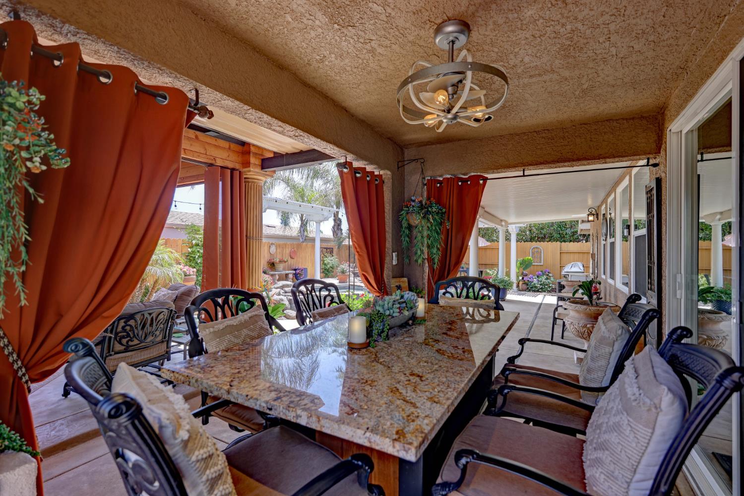 3319 Corinthian Lane
