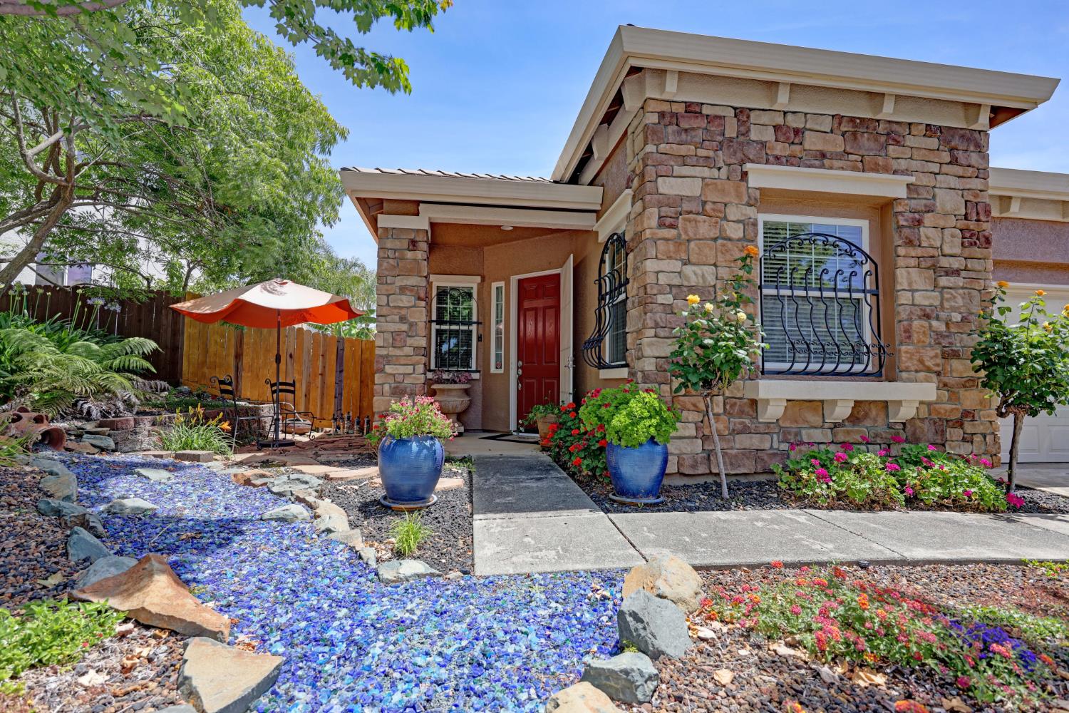 3319 Corinthian Lane